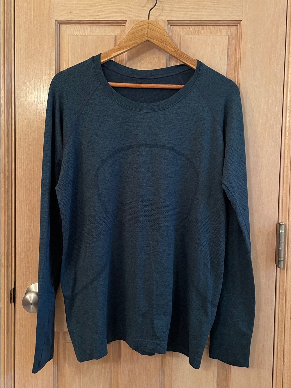 lululemon athletica Long Sleeve Crew in Teal